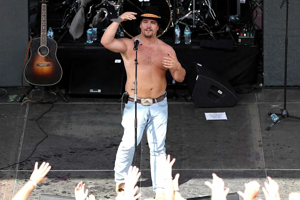 Audience at a Gavin Adcock concert